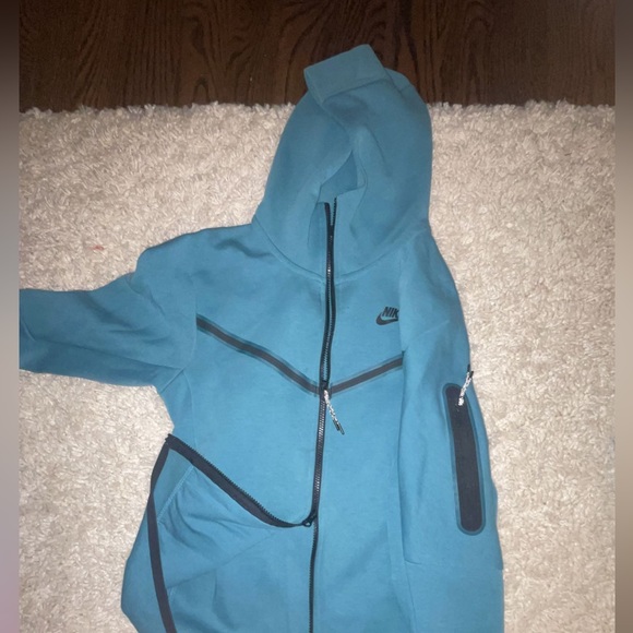 Blue men’s Nike Tech - Picture 2 of 4